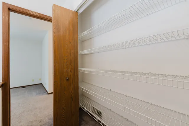 $360,000 | 122 Brittany Drive, Streamwood, IL 60107