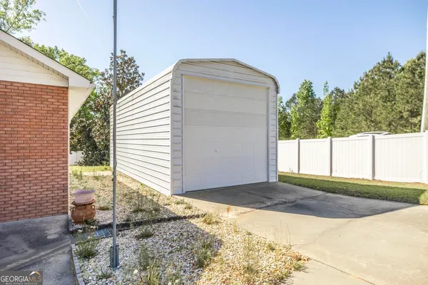 $410,000 | 201 Strawberry Circle, Dublin, GA 31021