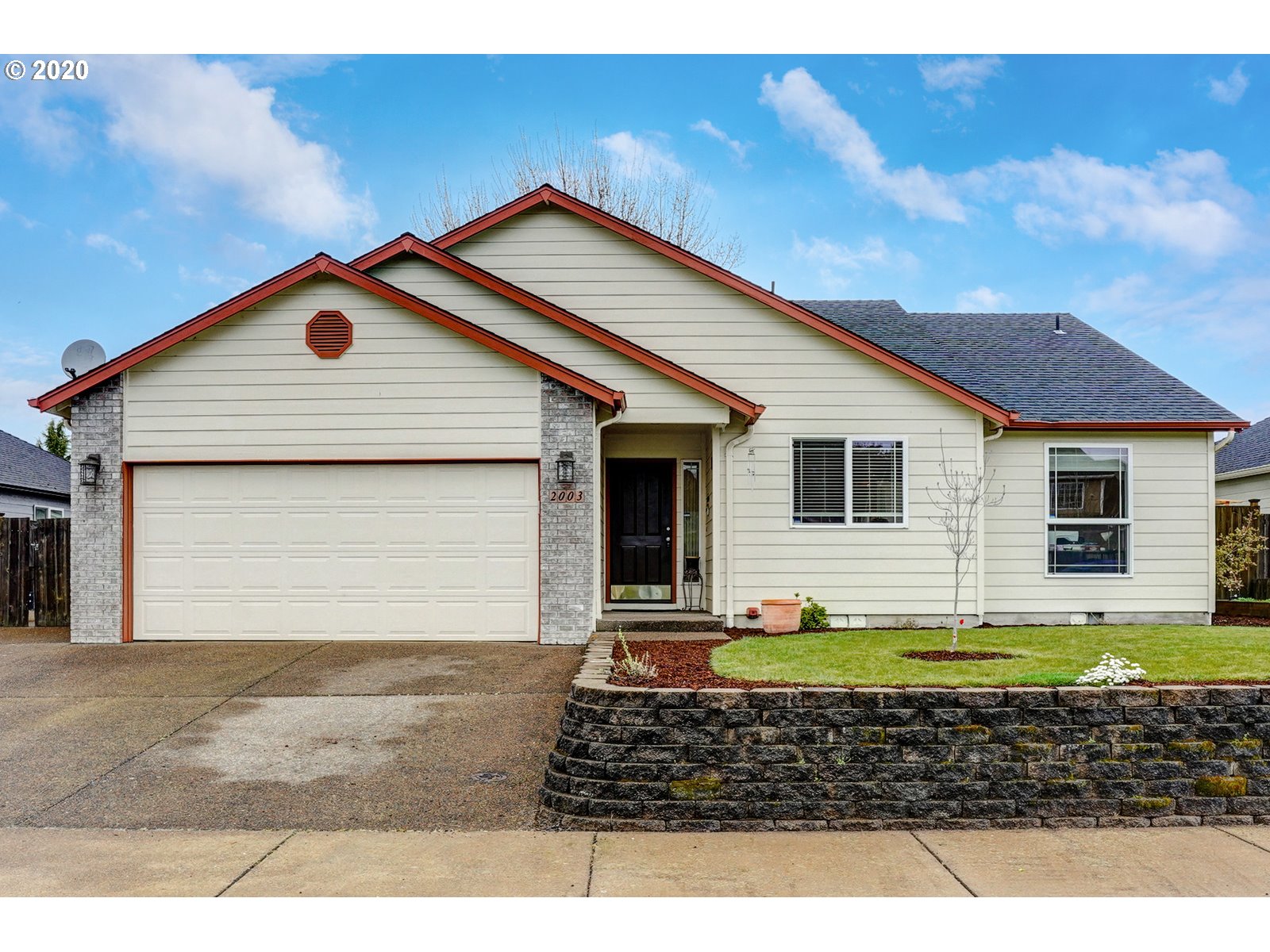 2003 Southwest Coho Avenue Albany, OR 97321 - Photo 1 of 32 Gallery Image 1