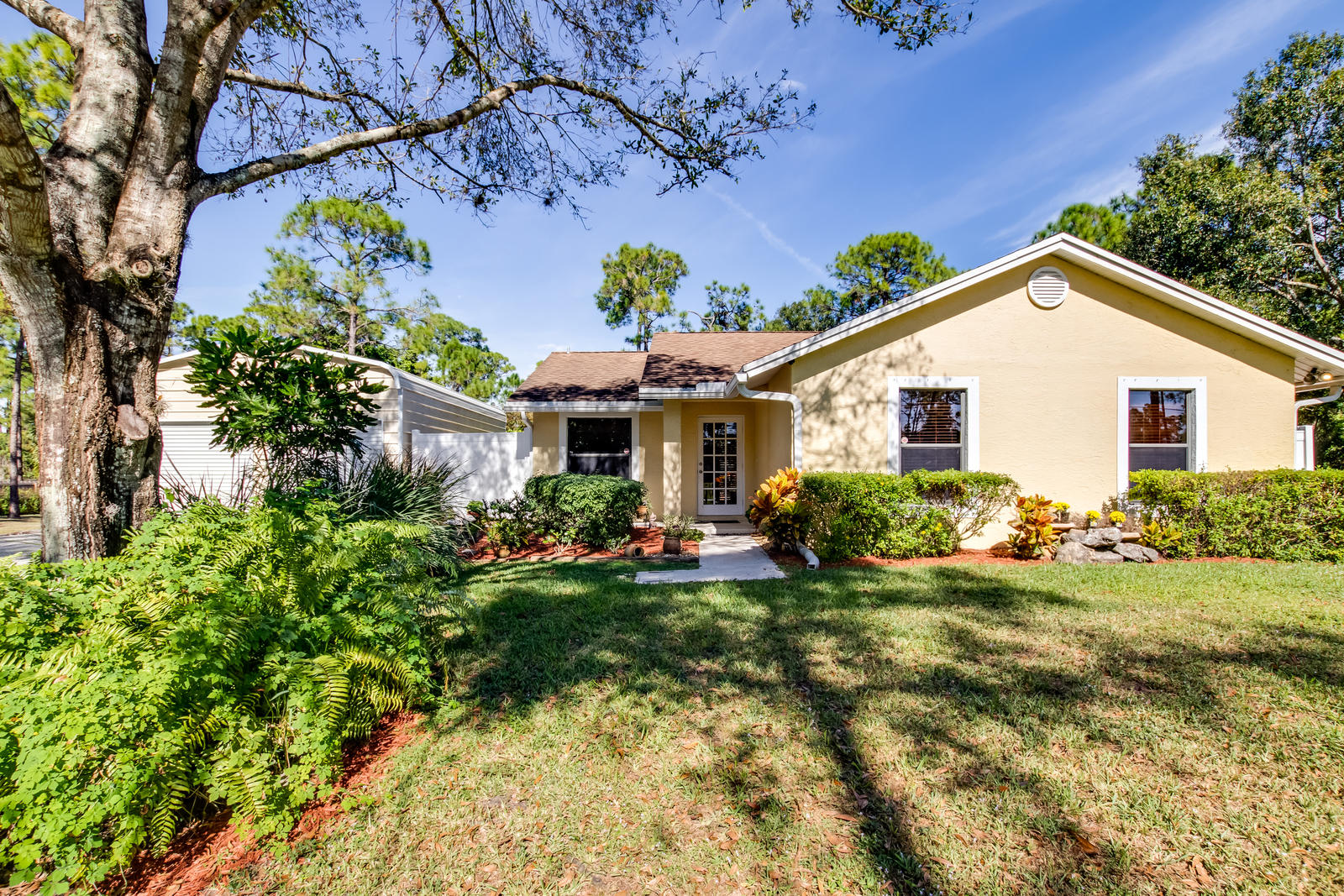 18353 42nd Road North Loxahatchee, FL 33470 - Photo 1 of 20 Exterior