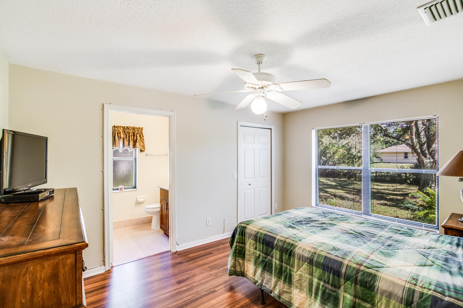 18353 42nd Road North Loxahatchee, FL 33470 - Photo 9 of 20 0K7A7841
