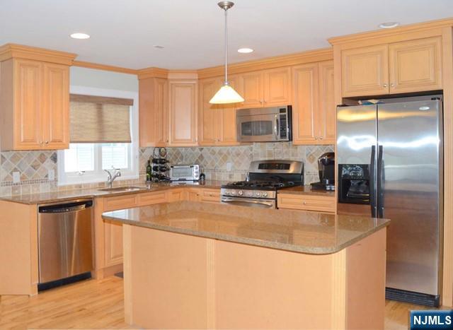 784 Kinderkamack Road, Unit 104 River Edge, NJ 07661 - Photo 2 of 10