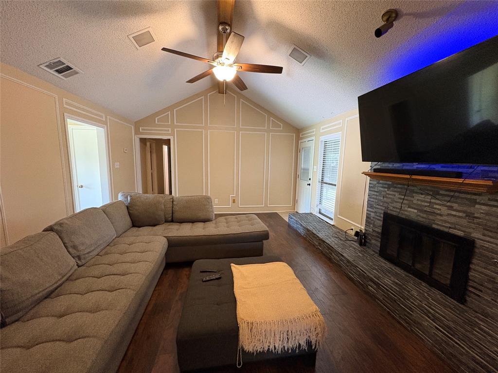 2002 Azalea Street Denton, TX 76205 - Photo 3 of 15 Couch is included with lease