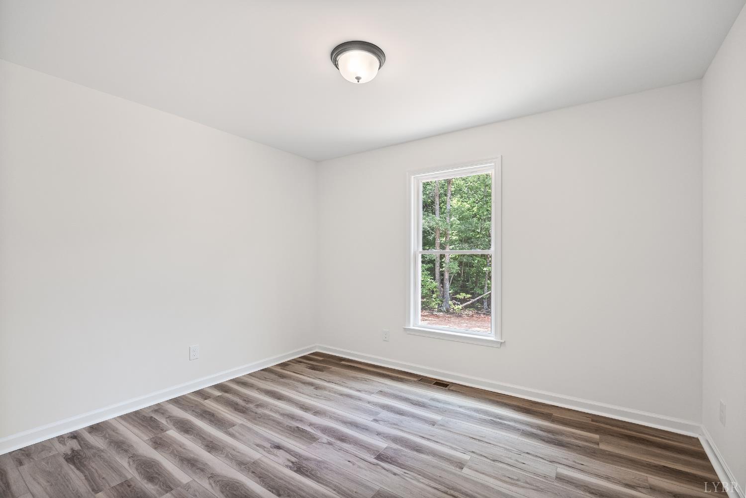 2541 Mitchell Mill Road Gladys, VA 24554 - Photo 27 of 44 an empty room with a window