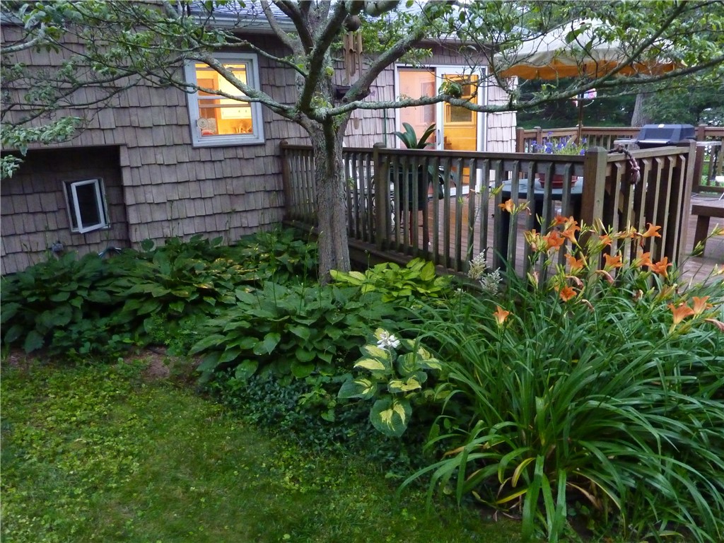 51 Quannacut Road Westerly, RI 02891 - Photo 32 of 38
