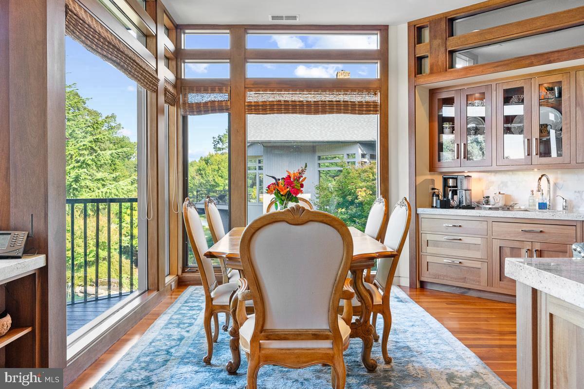 27772 Sharp Road Easton, MD 21601 - Photo 16 of 86 Kitchen Dining Area