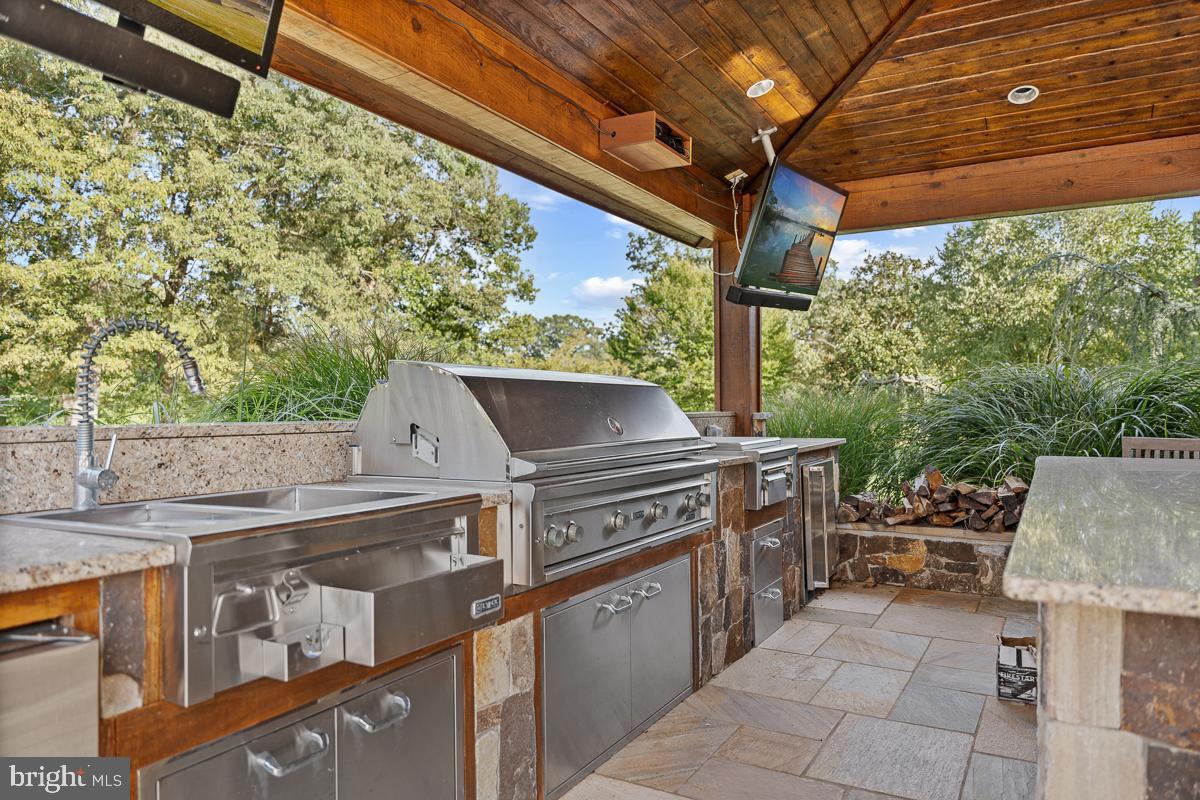 27772 Sharp Road Easton, MD 21601 - Photo 56 of 86 Pool Pavilion Kitchen