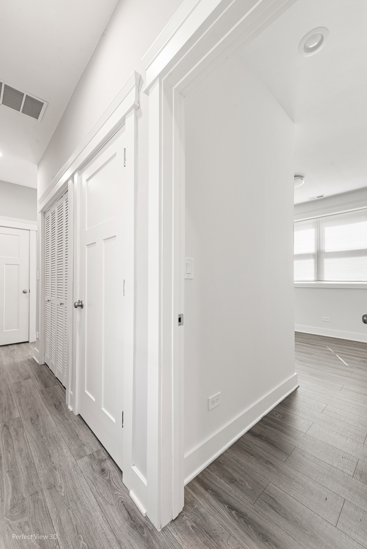 4552 South Evans Avenue, Unit 2 Chicago, IL 60653 - Photo 16 of 18