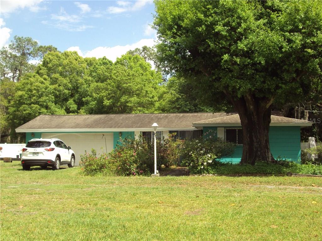 10055 McIntosh Road Dover, FL 33527 - Photo 1 of 1
