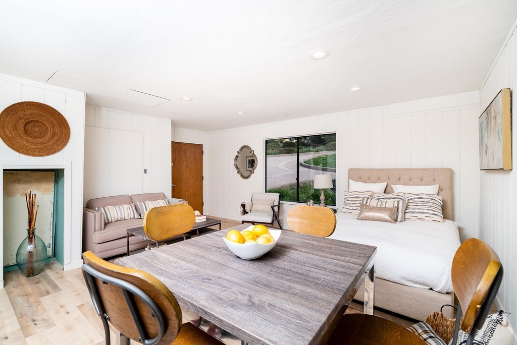 3342 White Hawk Road Escondido, CA 92027 - Photo 58 of 63 a view of a dining room with furniture and a table