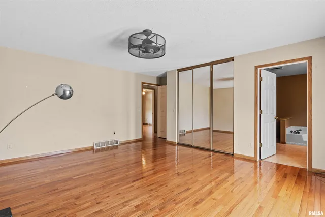 $384,900 | 184 Cravens Road, Springfield, IL 62712