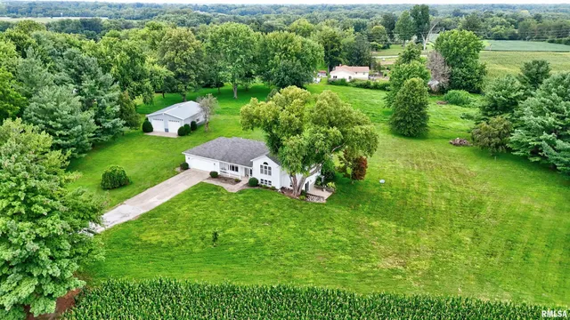 $384,900 | 184 Cravens Road, Springfield, IL 62712