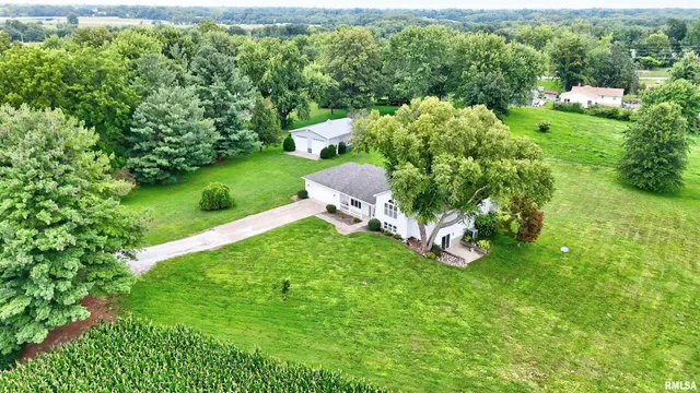 $384,900 | 184 Cravens Road, Springfield, IL 62712