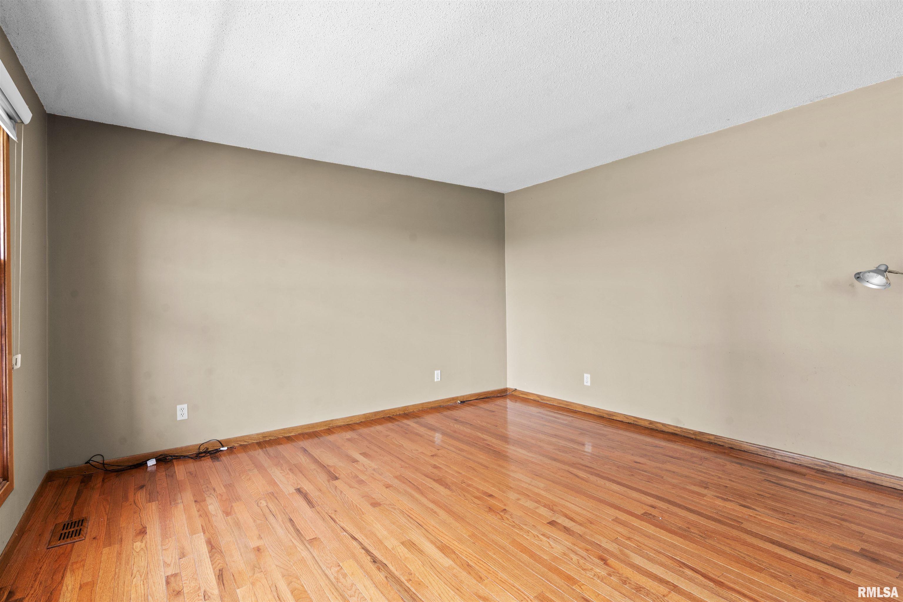 184 Cravens Road Springfield, IL 62712 - Photo 5 of 62