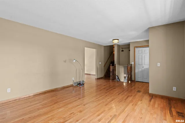 $384,900 | 184 Cravens Road, Springfield, IL 62712