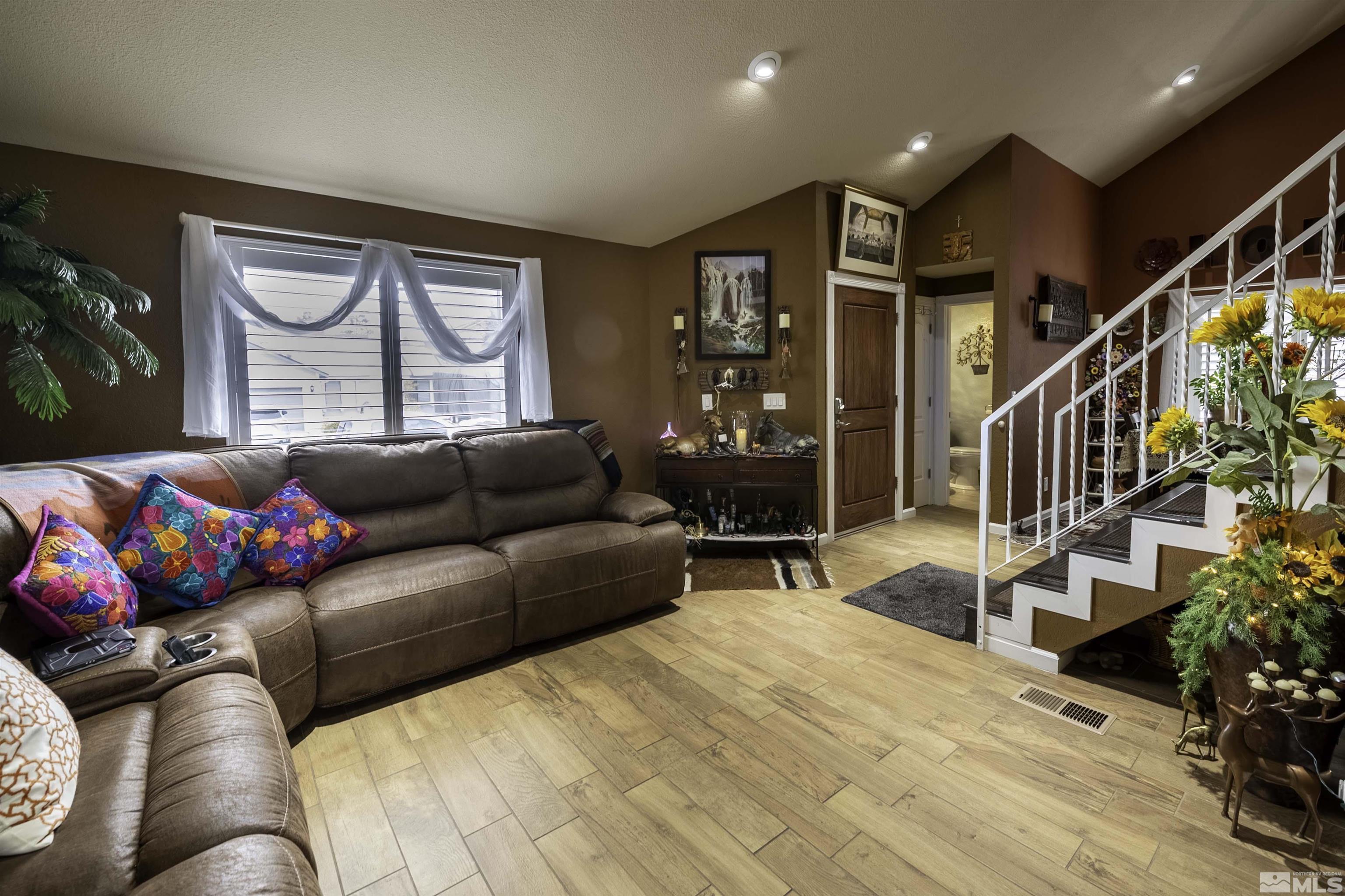 7065 Freedom Drive Sparks, NV 89436 - Photo 6 of 27 Photo 6