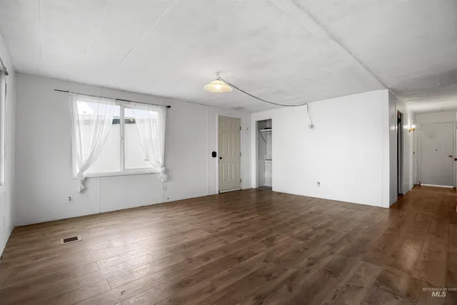 $40,000 | 757 Normal Avenue, Unit C6, Burley, ID 83318