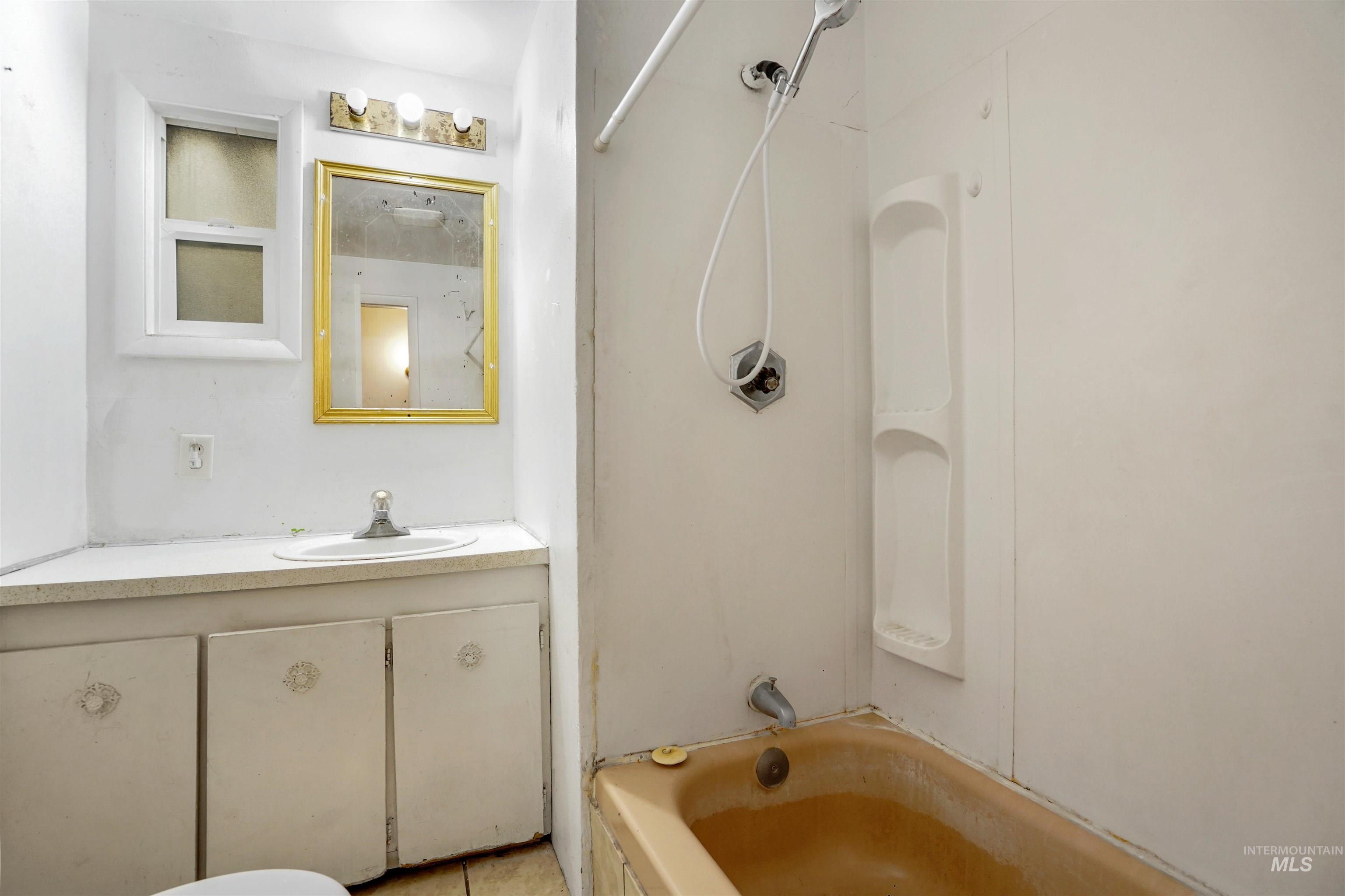 757 Normal Avenue, Unit C6 Burley, ID 83318 - Photo 10 of 12