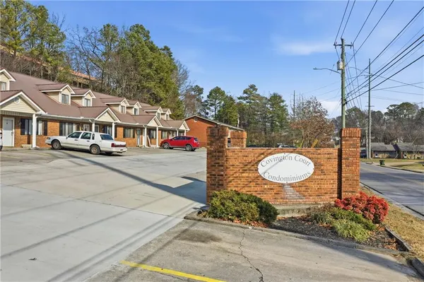 $169,000 | 902 Cascade Drive, Unit 2, Dalton, GA 30720