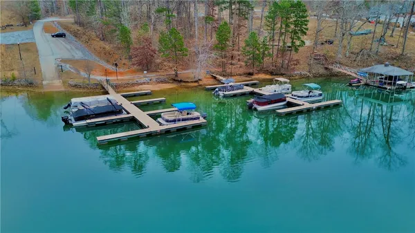 $164,500 | 936 Coachmans Trail, West Union, SC 29696