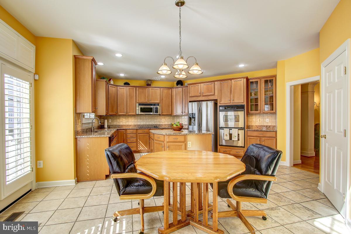 6 Glen Eagles Court Silver Spring, MD 20906 - Photo 16 of 47 Gourmet Kitchen with Large Pantry.