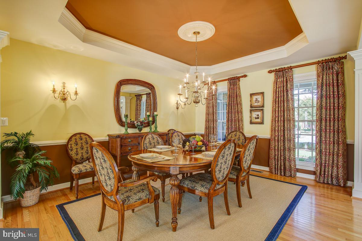 6 Glen Eagles Court Silver Spring, MD 20906 - Photo 4 of 47 Formal Dining Room with Tray Ceiling and Molding