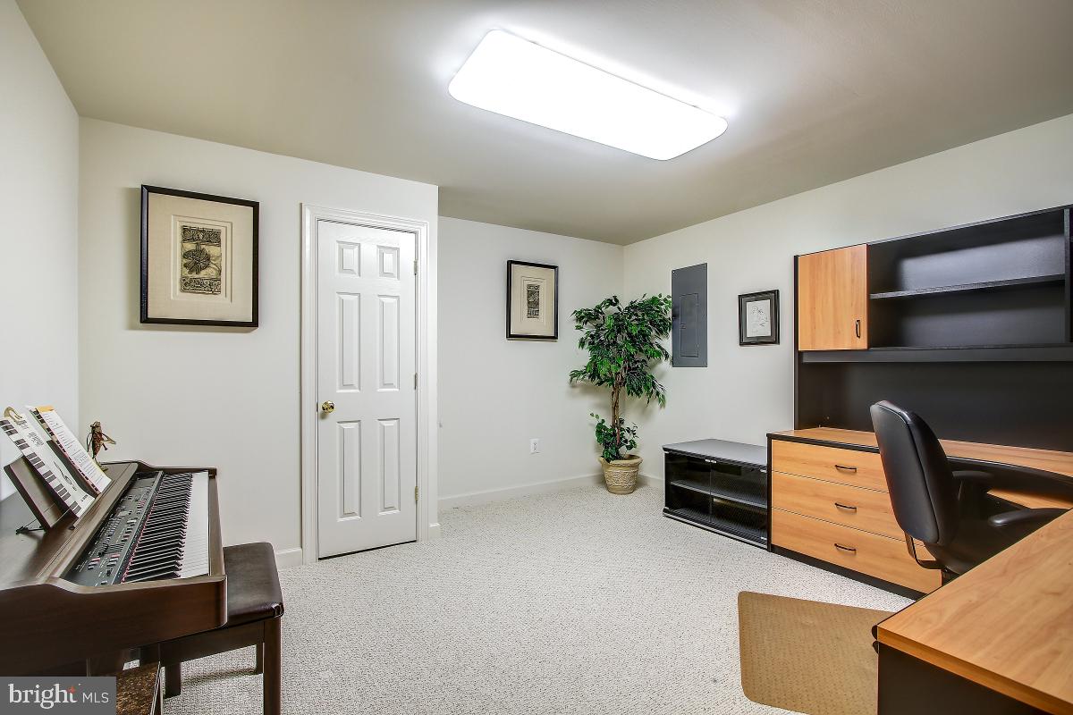 6 Glen Eagles Court Silver Spring, MD 20906 - Photo 31 of 47 Office/Den Lower Level