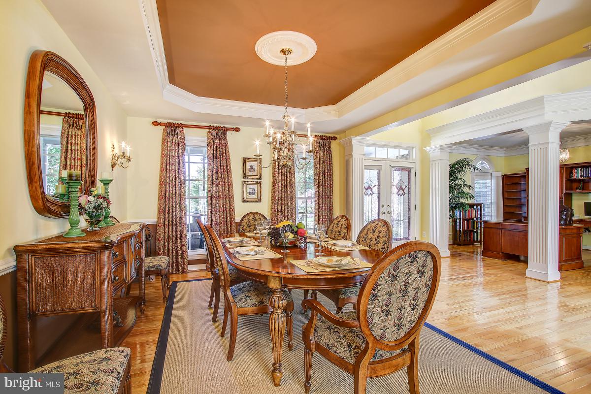 6 Glen Eagles Court Silver Spring, MD 20906 - Photo 5 of 47 Large Formal Dining room with Hardwood Floors