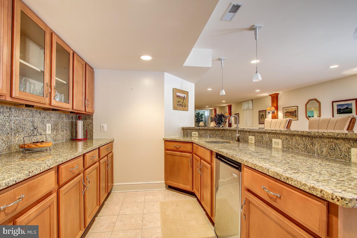 6 Glen Eagles Court Silver Spring, MD 20906 - Photo 42 of 47 Great Bar Area for Entertaining