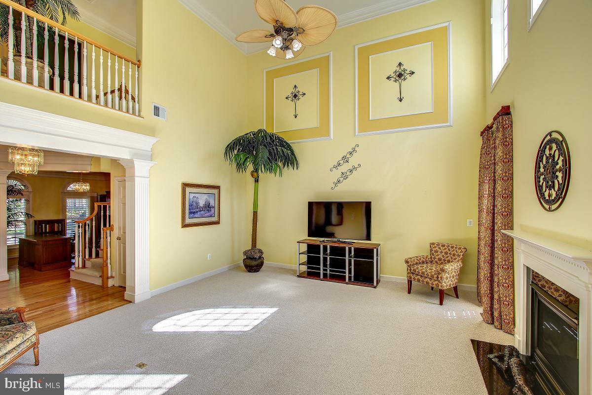 6 Glen Eagles Court Silver Spring, MD 20906 - Photo 9 of 47 Natural Light Filled Family Room/Great Room