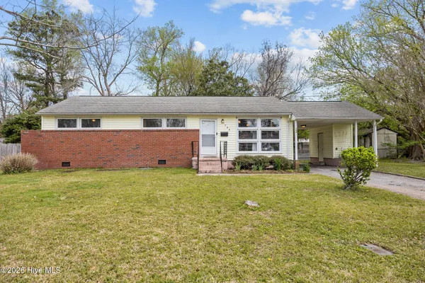 $212,000 | 706 Vernon Drive, Jacksonville, NC 28540