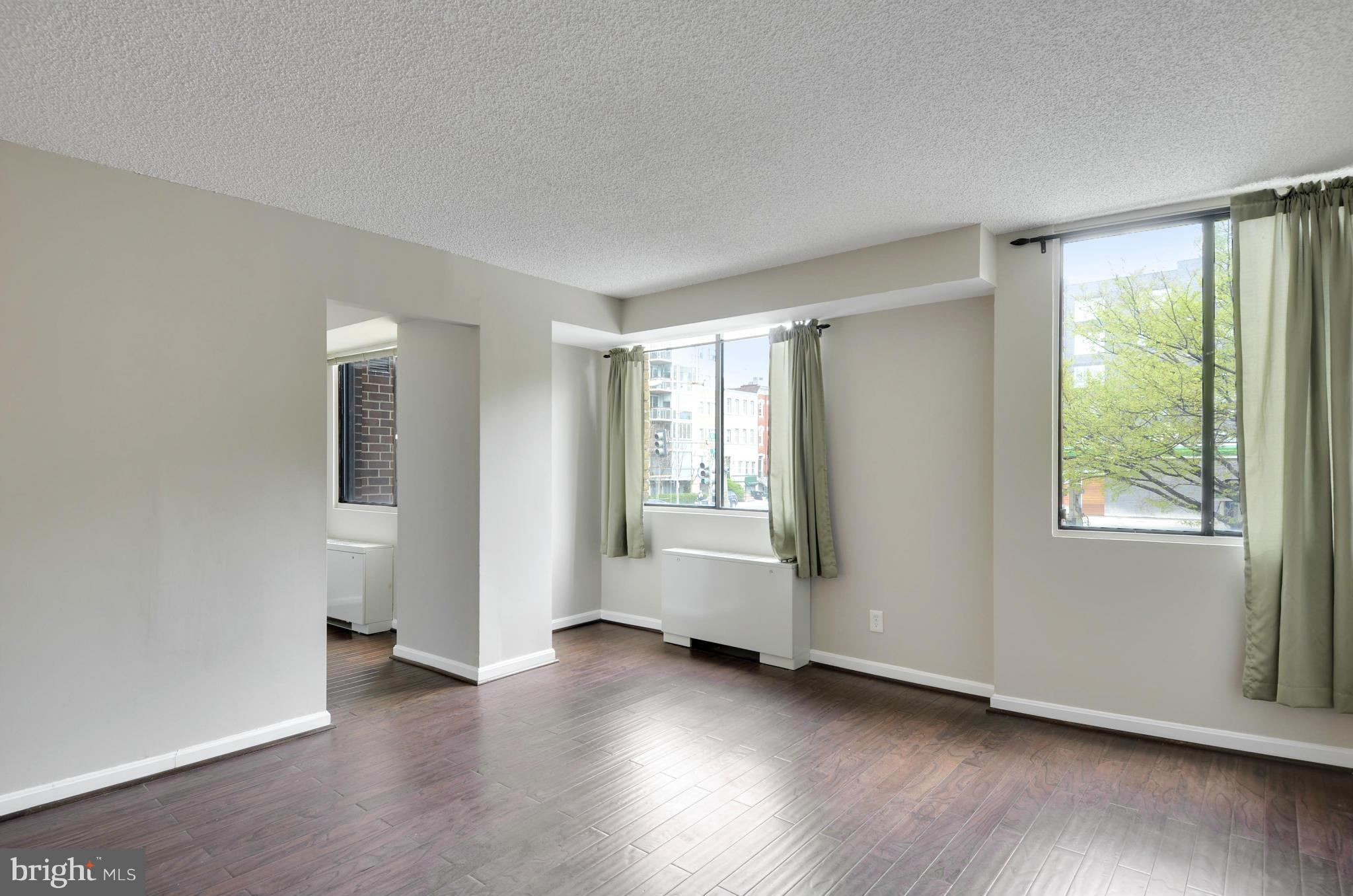 1245 13th Street Northwest, Unit 208 Washington, DC 20005 - Photo 5 of 30 Living Room
