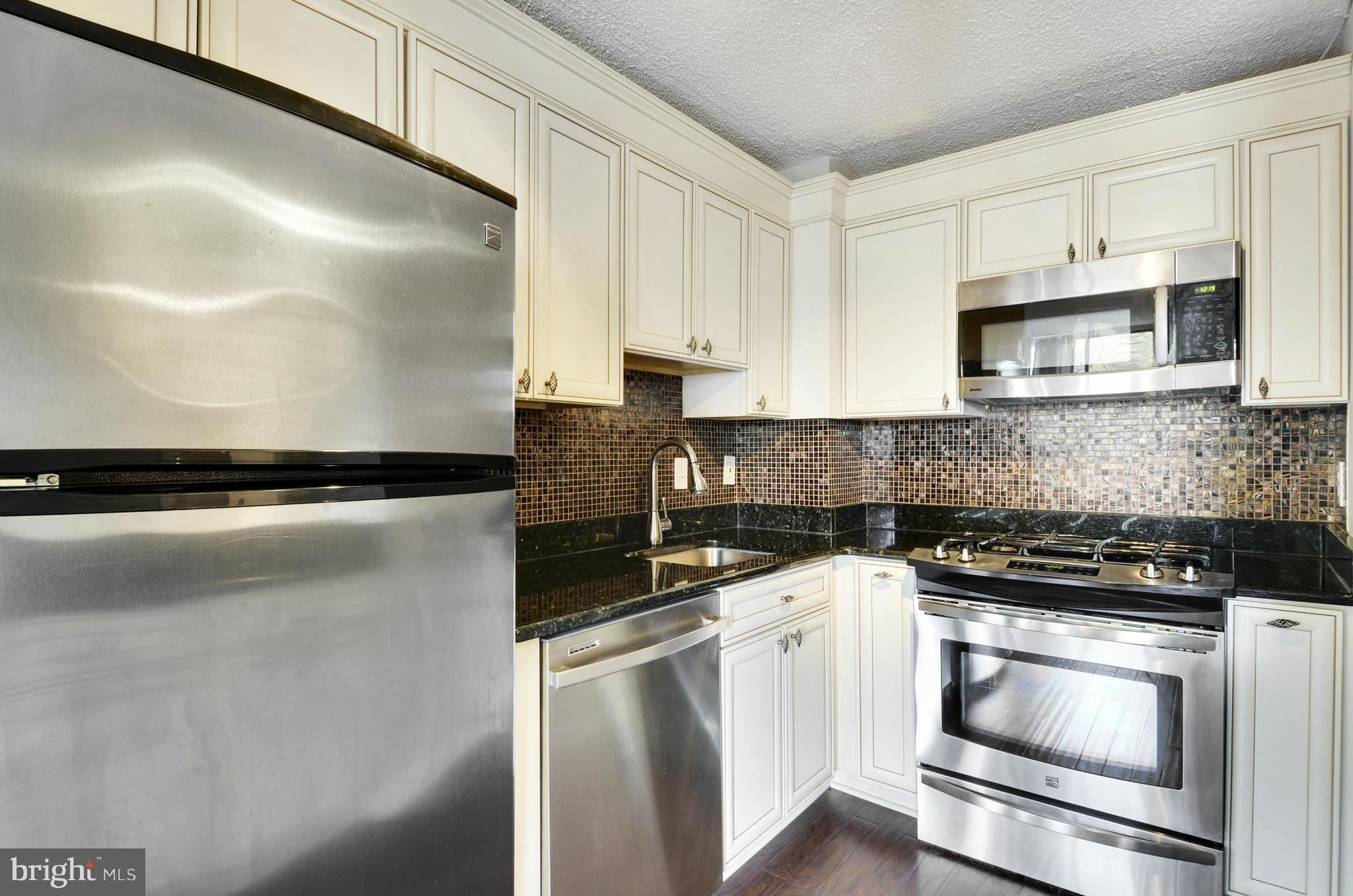 1245 13th Street Northwest, Unit 208 Washington, DC 20005 - Photo 7 of 30 Kitchen