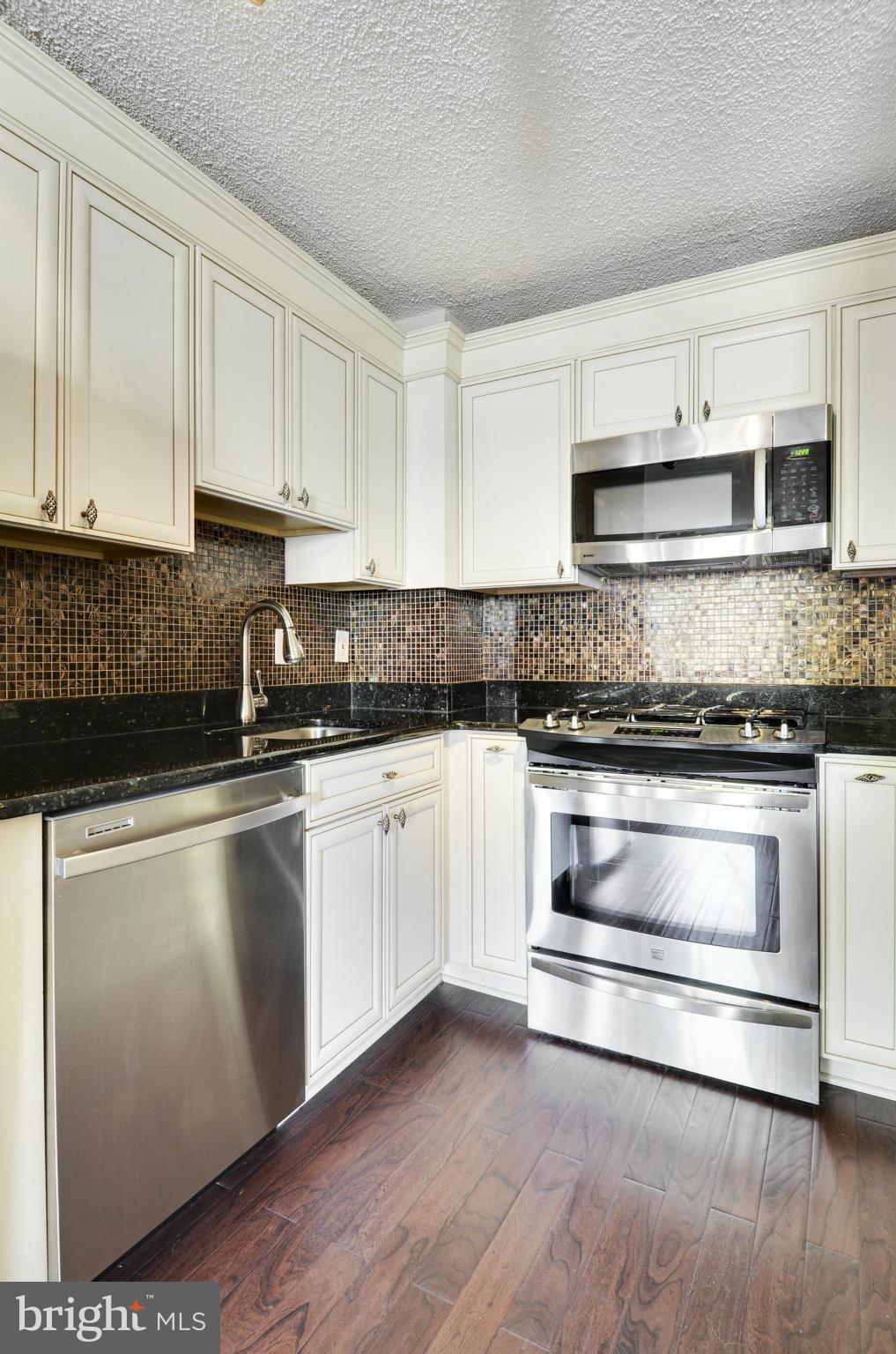 1245 13th Street Northwest, Unit 208 Washington, DC 20005 - Photo 9 of 30 Kitchen