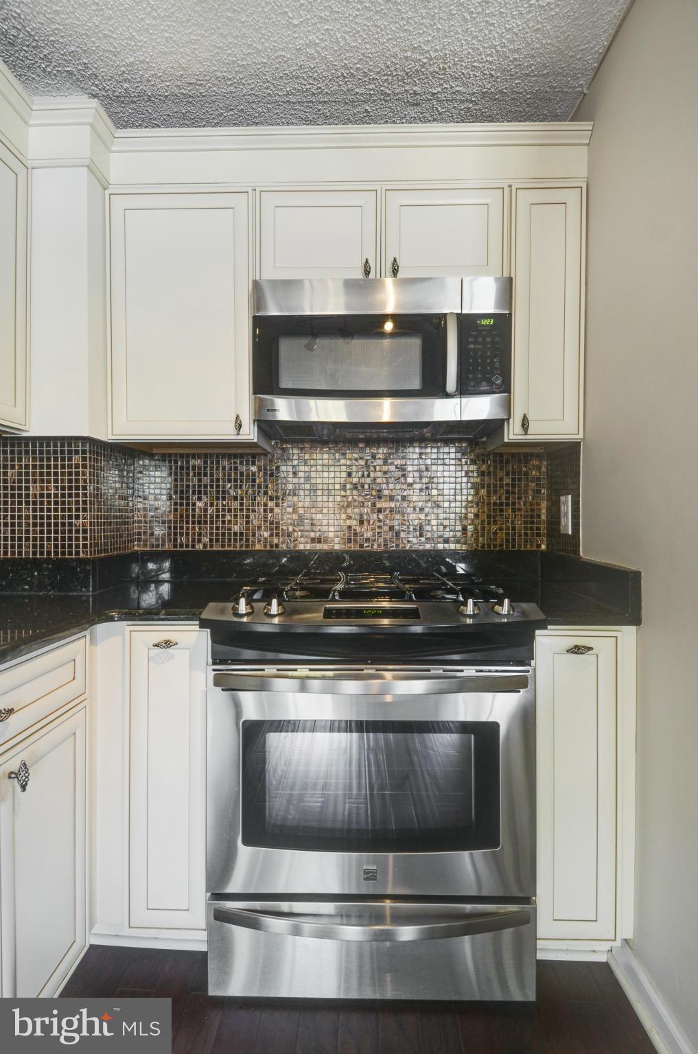 1245 13th Street Northwest, Unit 208 Washington, DC 20005 - Photo 10 of 30 Kitchen
