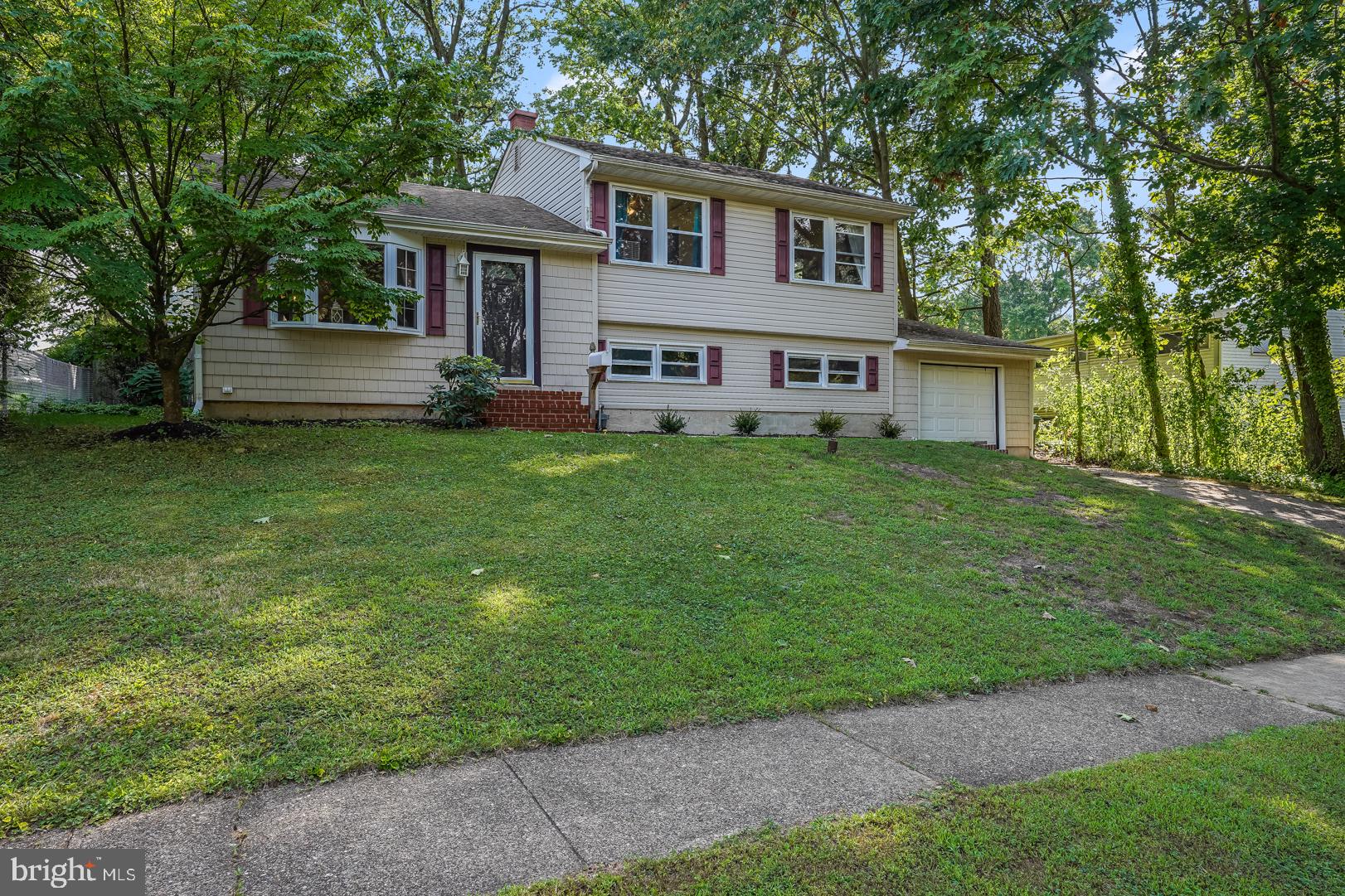 53 Osage Road Claymont, DE 19703 - Photo 30 of 30 Welcome to 53 Osage Road!