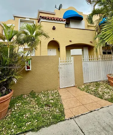 $2,500 | 375 Northwest 85th Place, Unit 1904, Miami, FL 33126