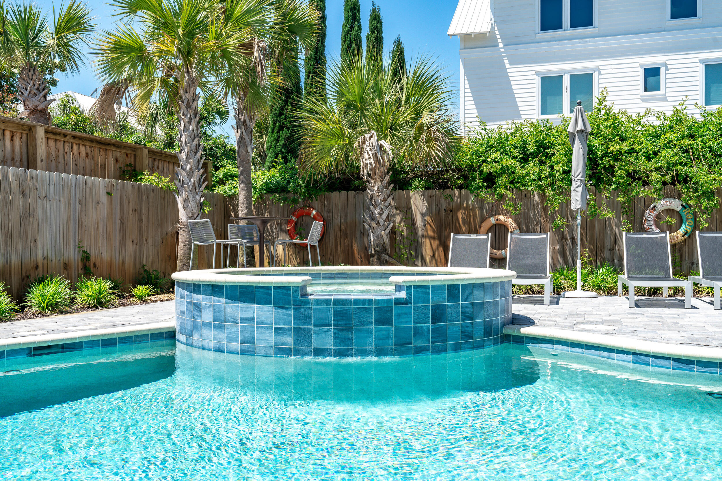 88 Pompano Street Destin, FL 32541 - Photo 48 of 109 Backyard