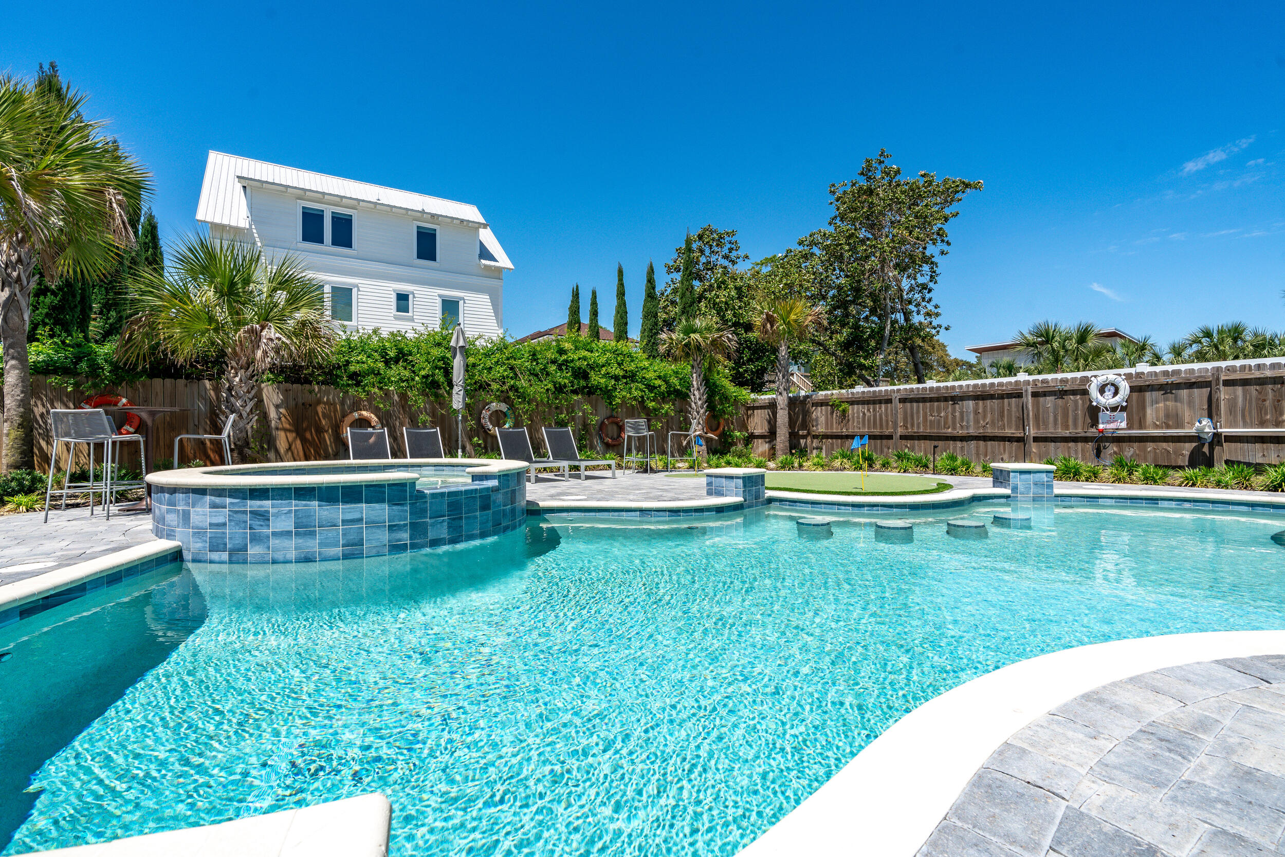 88 Pompano Street Destin, FL 32541 - Photo 5 of 109 Backyard