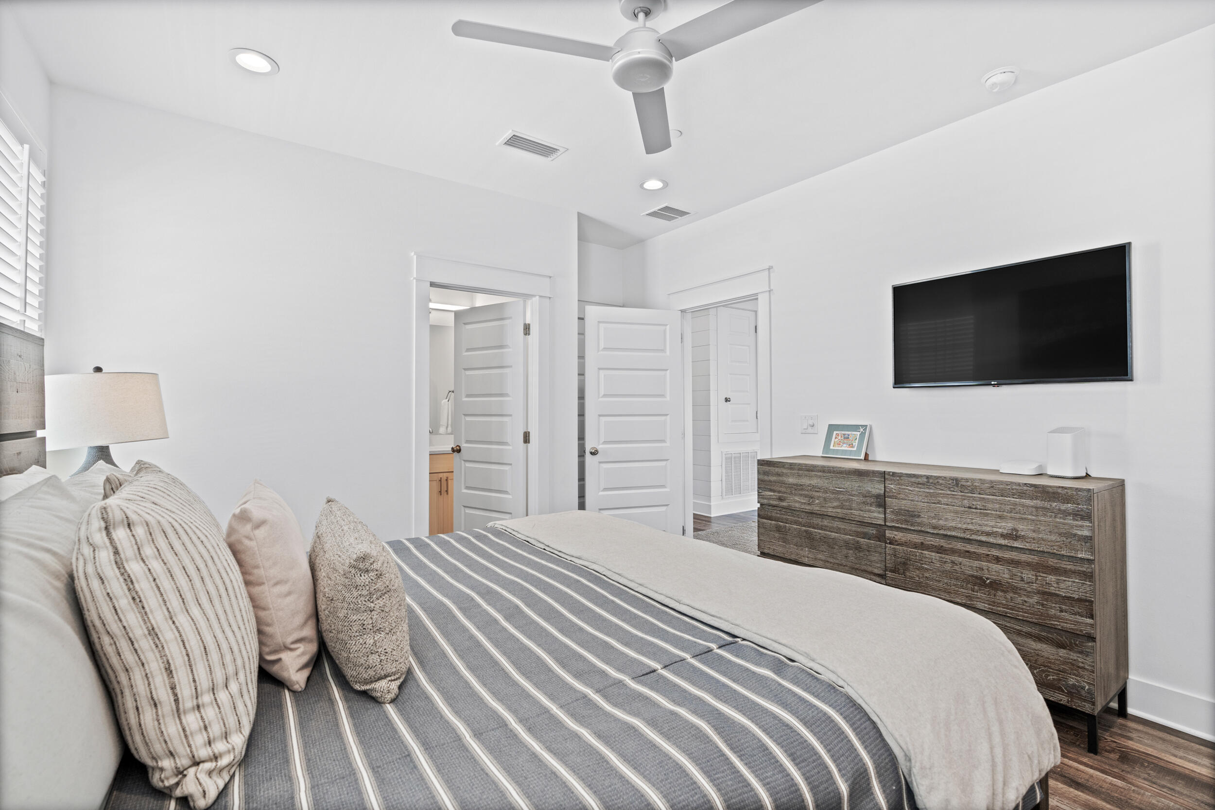 88 Pompano Street Destin, FL 32541 - Photo 64 of 109 Second Floor Guest Bedroom 3