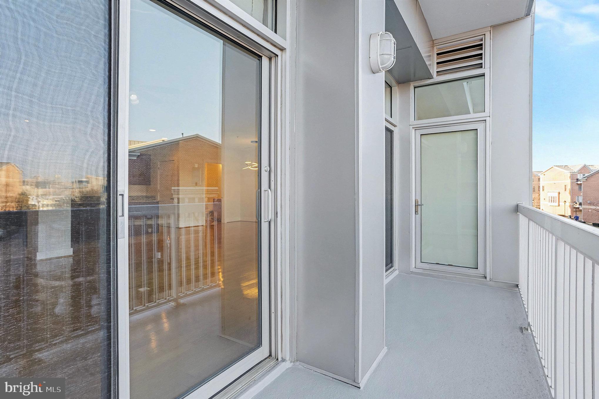 2772 Lighthouse Point East, Unit 201 Baltimore, MD 21224 - Photo 33 of 36 a view of livingroom with furniture