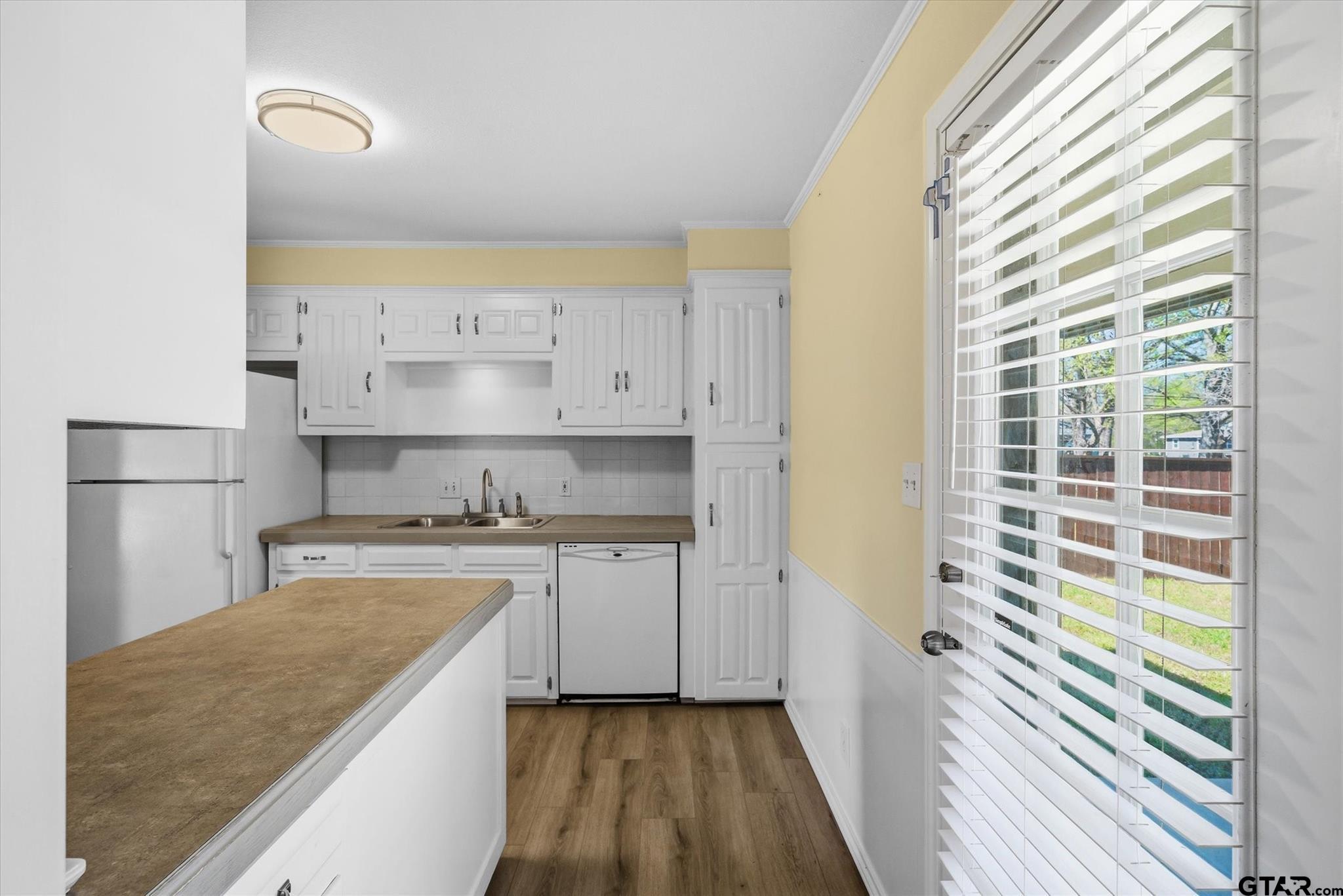 148 Granada Square Canton, TX 75103 - Photo 10 of 40