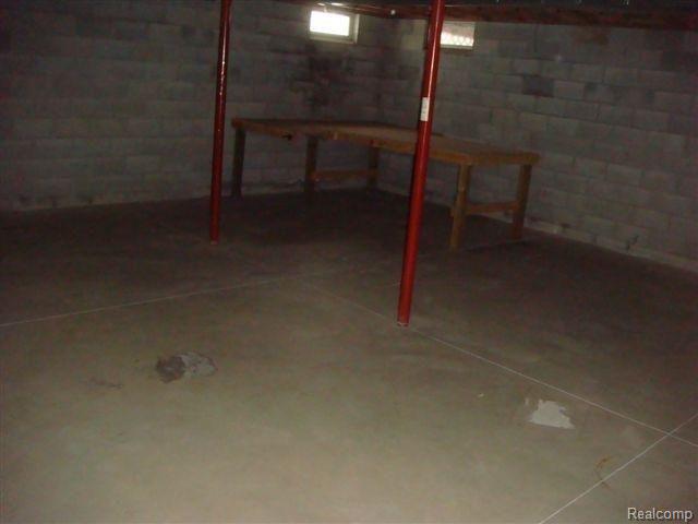 2947 Reeves Road Memphis, MI 48041 - Photo 16 of 16 DSC07885 (Small)