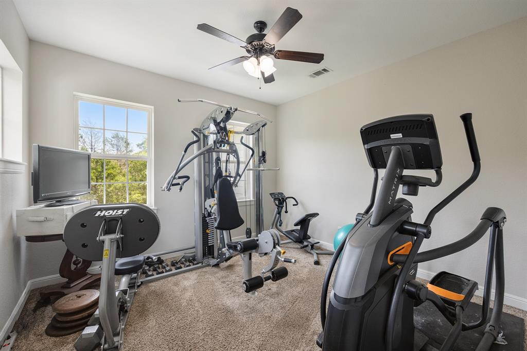 1619 Bloomfield Road Valley View, TX 76272 - Photo 30 of 39 Flex room.
