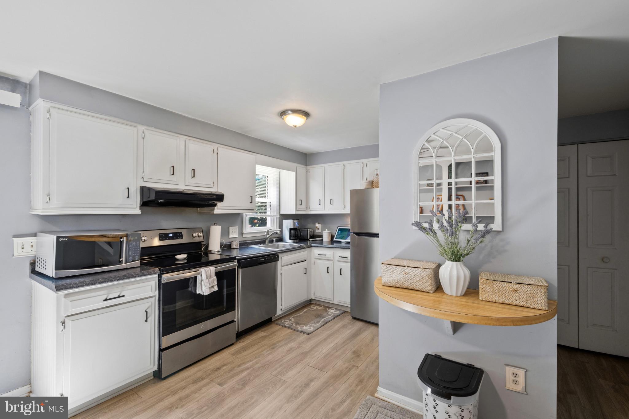 603 St Georges Station Road Reisterstown, MD 21136 - Photo 10 of 34 Kitchen