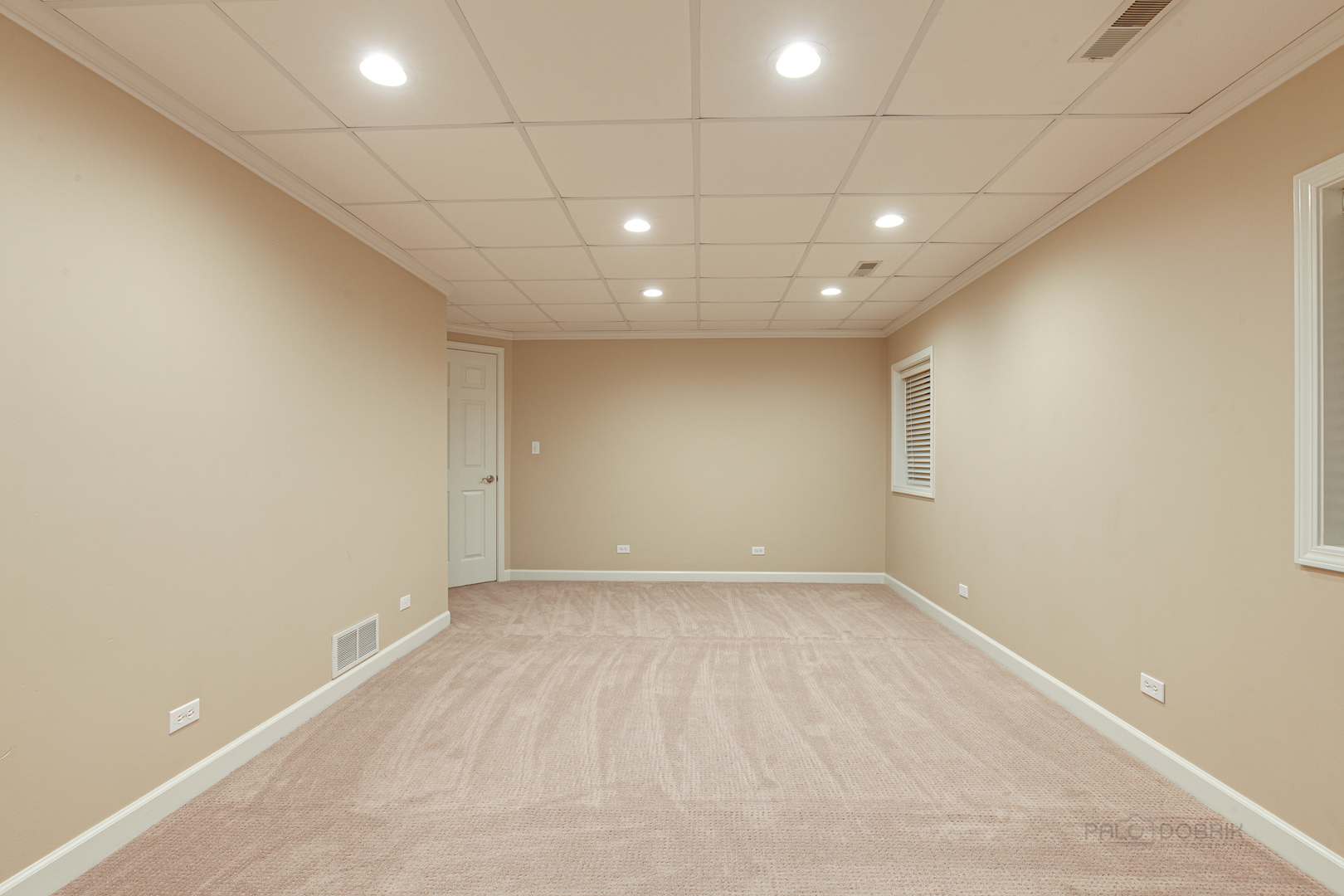 1127 South Ridge Road Lake Forest, IL 60045 - Photo 28 of 35 a view of empty room