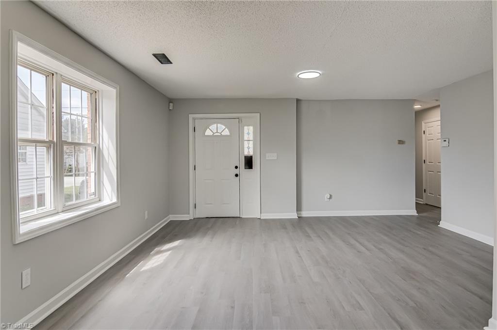 2202 East Green Drive High Point, NC 27260 - Photo 13 of 29