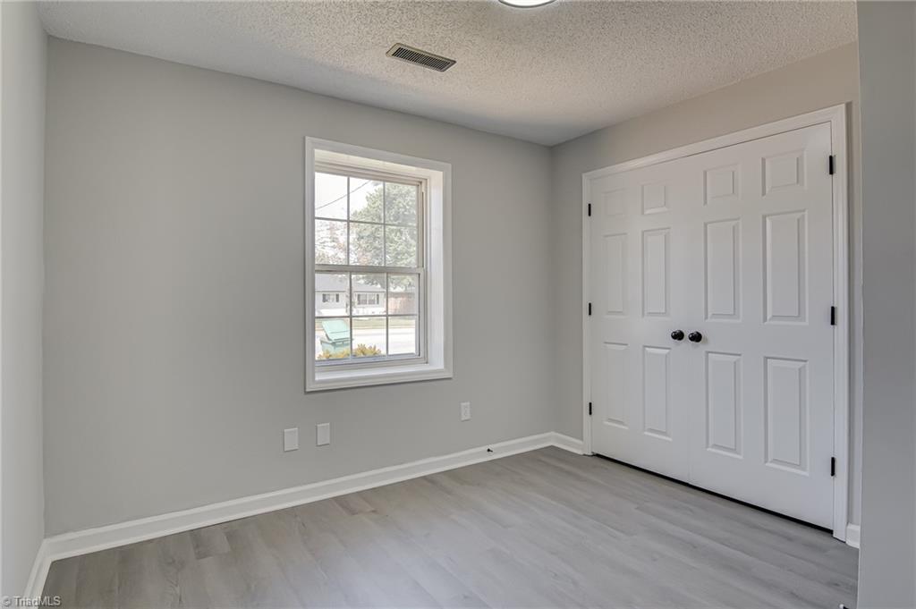 2202 East Green Drive High Point, NC 27260 - Photo 22 of 29