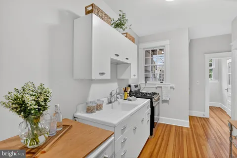 $1,225,000 | 4214 37th Street Northwest, Washington, DC 20008