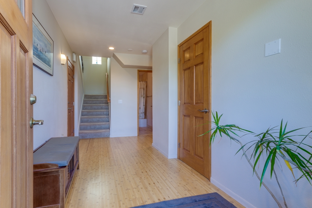 2341 Helix Street Spring Valley, CA 91977 - Photo 3 of 25 Gallery Image 3